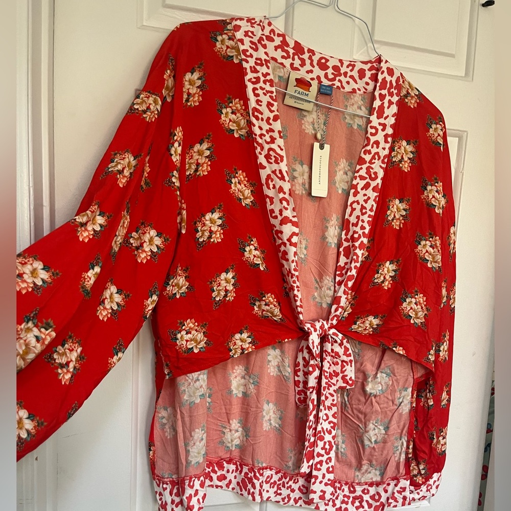 NWT retail $158. FARM Rio Red and White Floral ALL size